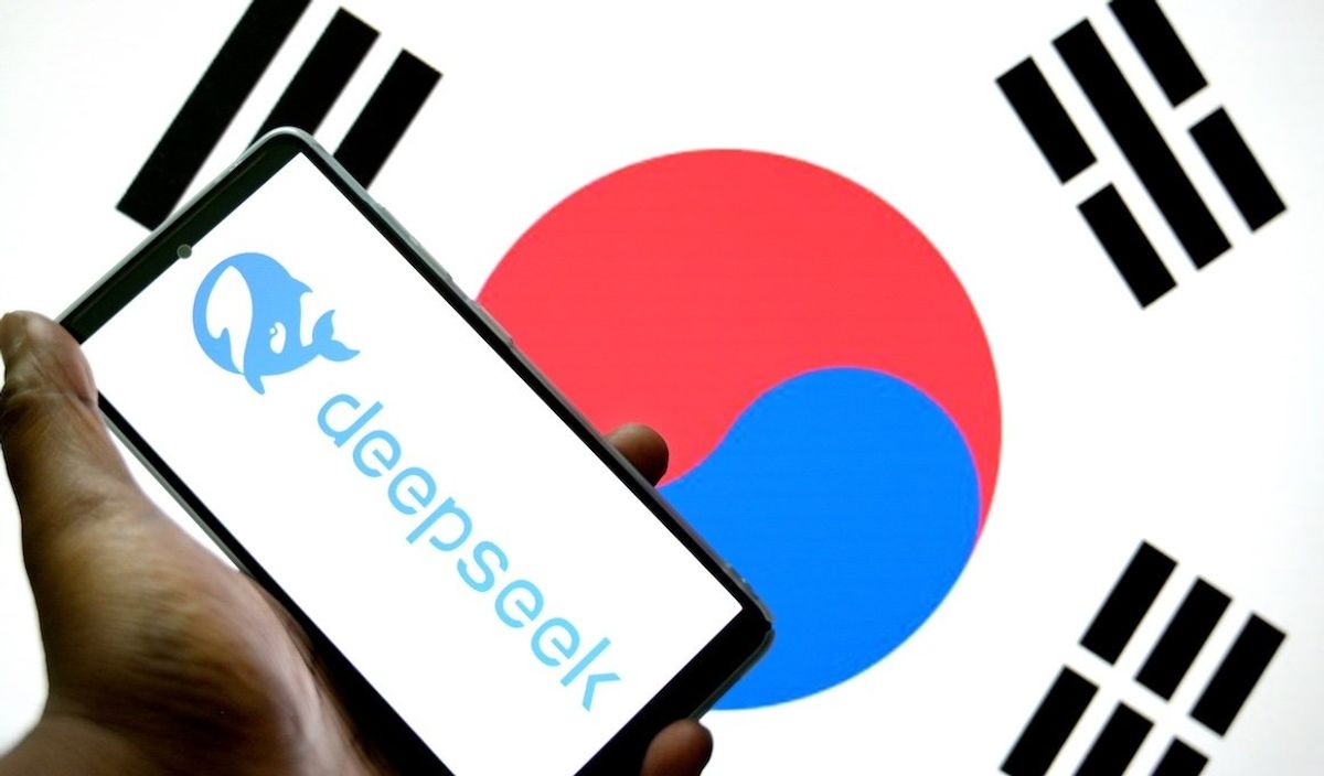 South Korea halts downloads of DeepSeek