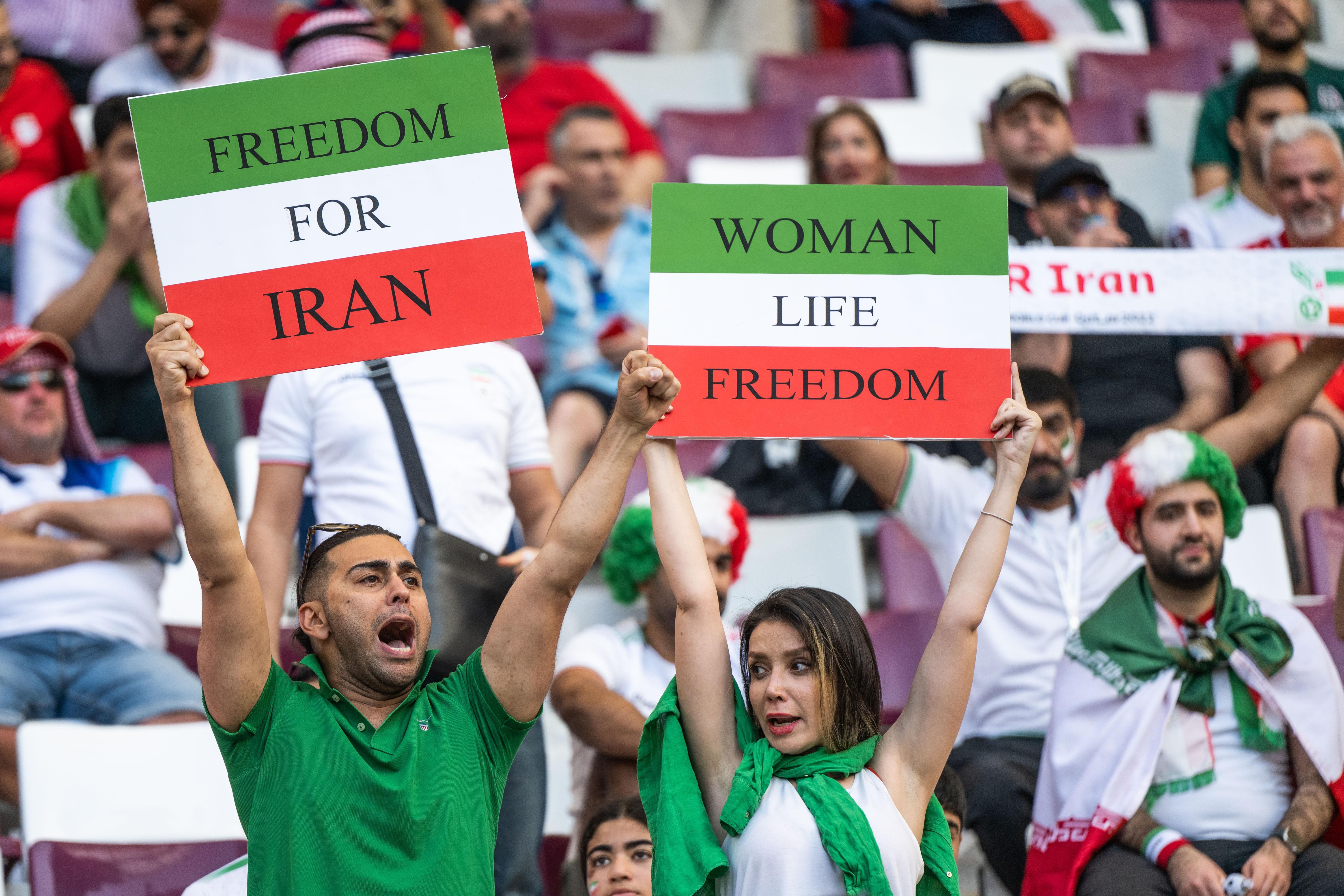2022 World Cup should ban Iran in support of women and protesters