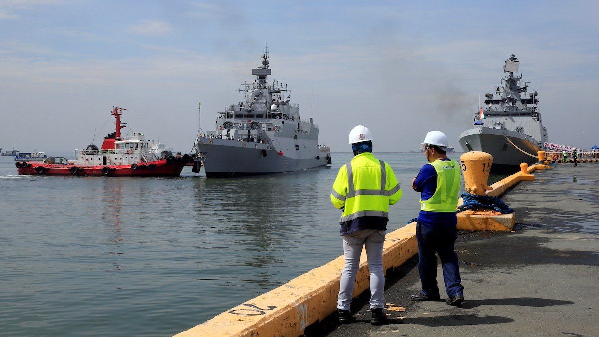 ​Members of the Indian Navy on board the vessel INS Kadmatt (F29) (L) and INS Satpura (F48) arrive for a four-day goodwill visit which aims to strengthen ties between India and the Philippines, at the Pier 15 in Port Are, metro Manila, Philippines October 3, 2017. 