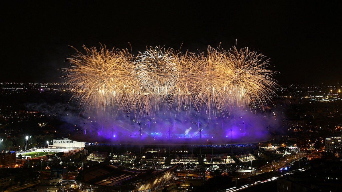 ​Paris 2024 Olympics - Ceremonies - Paris 2024 Closing Ceremony - Stade de France, Saint-Denis, France - August 11, 2024. General view of fireworks during the gran finale of the closing ceremony. 