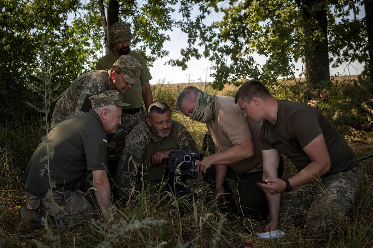 ​Soldiers of Ukraine's 22nd Separate Mechanised Brigade take part in an exercise in the Sumy region near the Russian border, amid Russia's attack on Ukraine, August 17, 2024. 