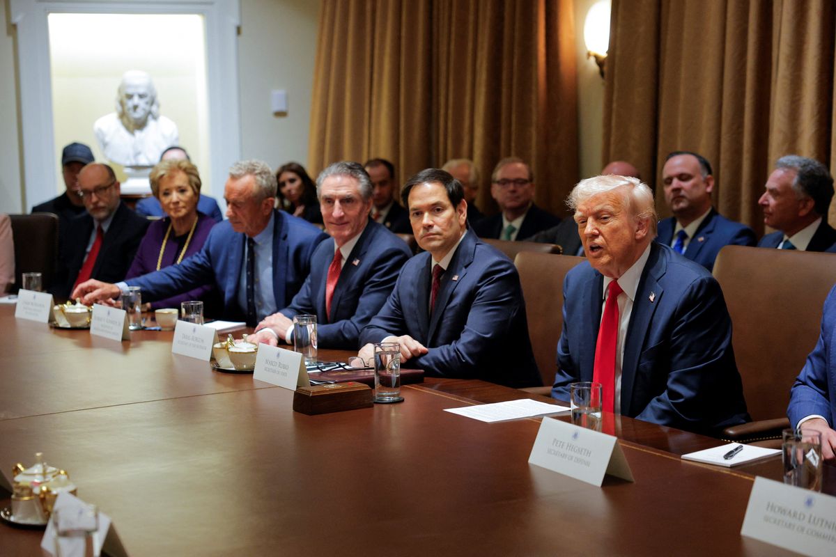 ​U.S. President Donald Trump hosts his first cabinet meeting with Elon Musk in attendance as he sits next to U.S. Secretary of State Marco Rubio, in Washington, D.C., U.S., February 26, 2025. 