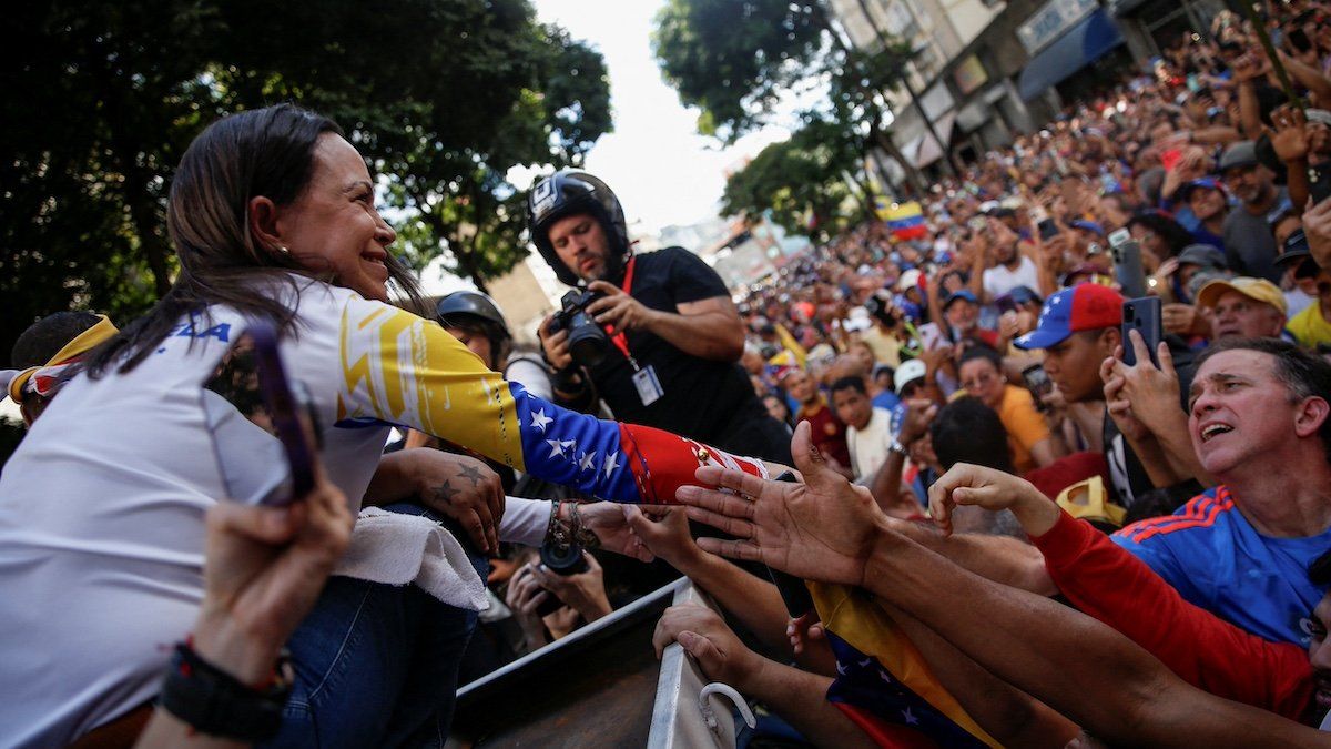 ​Venezuelan opposition leader Maria Corina Machado greets supporters at a protest ahead of the Friday inauguration of President Nicolas Maduro for his third term, in Caracas, Venezuela January 9, 2025. 