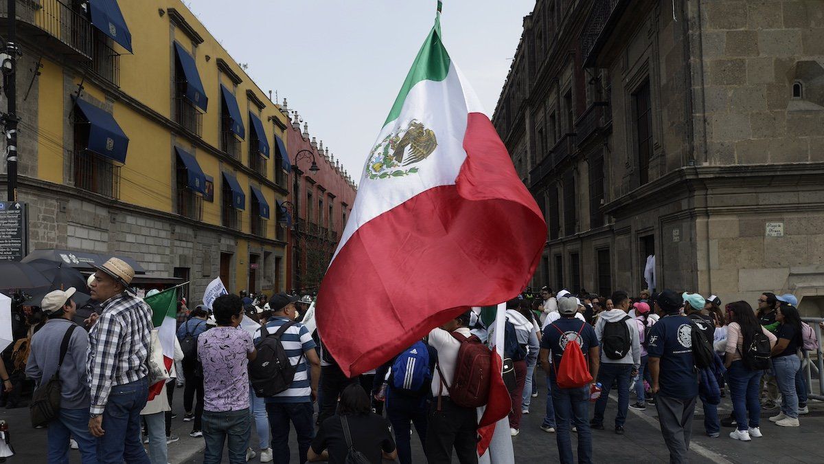 ​Workers of the Judiciary in Mexico City, Mexico, on October 15, 2024, protest outside the National Palace in the capital against judicial reform in Mexico. They reject the bill promoted by the former president of Mexico, Andres Manuel Lopez Obrador, which proposes the election by popular vote of judges, magistrates, and ministers of the Supreme Court starting in 2025. 